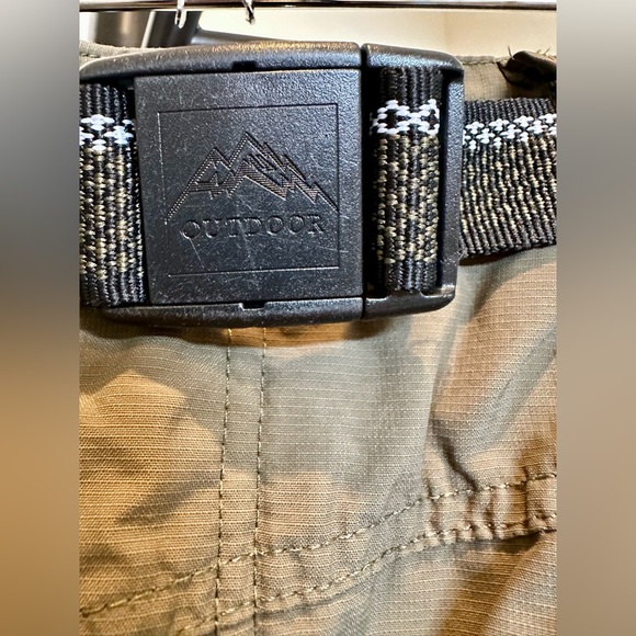 Boys convertible hiking pants zip off shorts size medium olive - Picture 2 of 9